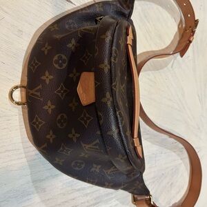 Louis Vuitton Brown and Tan Monogram Belt Bag-Bumbag!